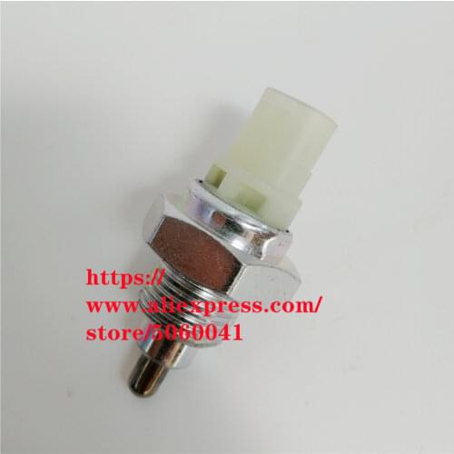 Reversing light switch for Great wall M4 M2 Florid Voleex C30 Coolbear Lingao gearbox reverse switch