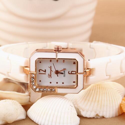 GERRYDA Women's Rectangular Watch