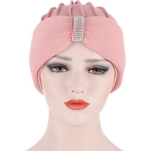 2021 New Muslim Fashion Turban with Sponge Forehead Middle Sequins Headwear Hat Multi-color Women Hat Wholesale