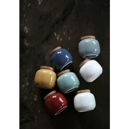 Small ceramic pot household ceramic sealed pot simple pot retro ceramic pot storage pot Japanese style