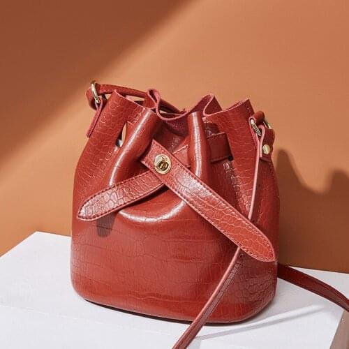 Women Crossbody Crocodile Pattern Womens Bag Retro Europe and America Bucket Bag New Bag Fashion Handbag Shoulder Bags