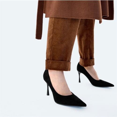 Ensoldyna Suede Pumps
