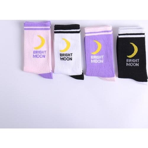 Q 2021 Fashion Moon Letter Long Crew Socks Stripe Elastic Breathable Sports Casual Socks Women Men Hip Hop Harajuku Couple Socks