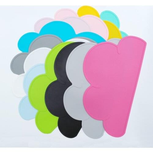 1Pcs Cloud Shape Placemat Kids Plate Silicone Mat Food Grade Table Pad Waterproof Heat Insulation Kitchen Gadget Easy Cleaning
