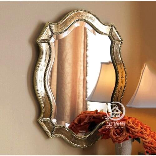 Bao Guang Ta Decorative Mirrors
