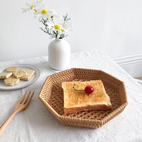 Rattan Serving Tray Breakfast Toast Snacks Plate Dessert Fruit Food Display Organizer Picnic Platter Home Table Kitchen Decor