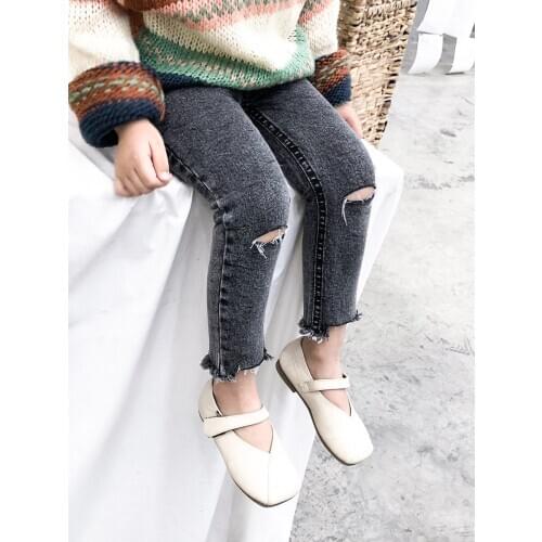 Spring and autumn clothes new girls ripped jeans spring small and medium childrens casual trousers female baby pants