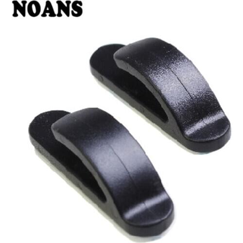 Car Stickers New Style Fastener Clip 2Pcs Self Adhesive Key Wall Hook Hanger for Skoda Rapid Octavia A7 A5 2 Fabia Opel Astra h