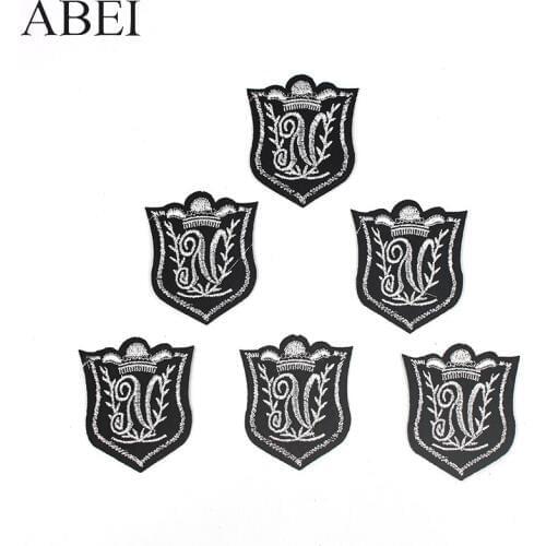 10pcs/lot Embroidered Motif Badge Patches Diy Clothes Stickers Sewing handmade garment repair fabric Appliques Accessories