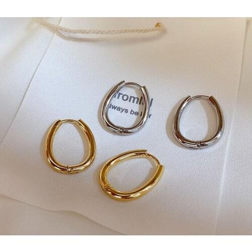 Simple Hoop Shape Earrings For Women Smooth Elegant Geometric Oval Gold Earring Fashion Jewelry Korean Ladies Ear Jewelries