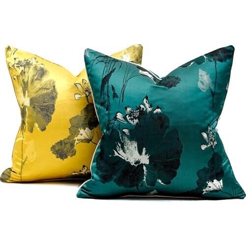 Light Luxury Lotus Jacquard Cushion Covers Yellow Green Leaves Simplicity Waist Pillowcases Home Party Wedding Decoration