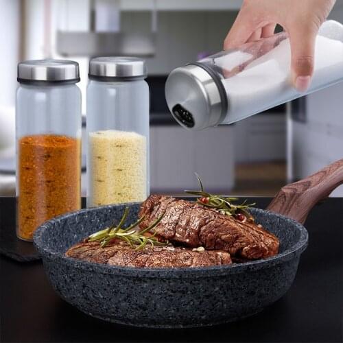 High Borosilicate Seasoning Can Glass Pepper Spice Shaker Kitchen Salt Sesame Solid Condiment Seal Bottle With Rotary Lid bottle