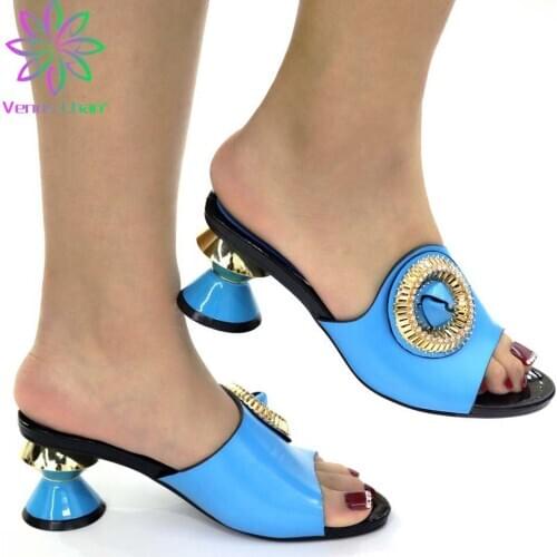 2021 Latest Plus Size Shoes Women Heel Elegant Crystal Shoes Luxury Women Shoes New Fashion Women Party Pumps Closed Toe Heels