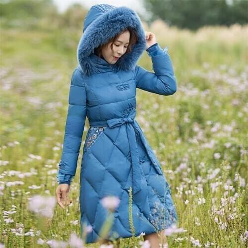 Fashion blue Fluffy cotton coats female winter national thicker warm parkas real fur hooded coat With belt F2337