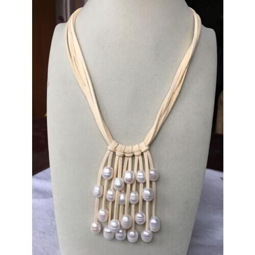 Fashion design 17.5" nature 10-12mm white fresh water pearl egg leather necklace
