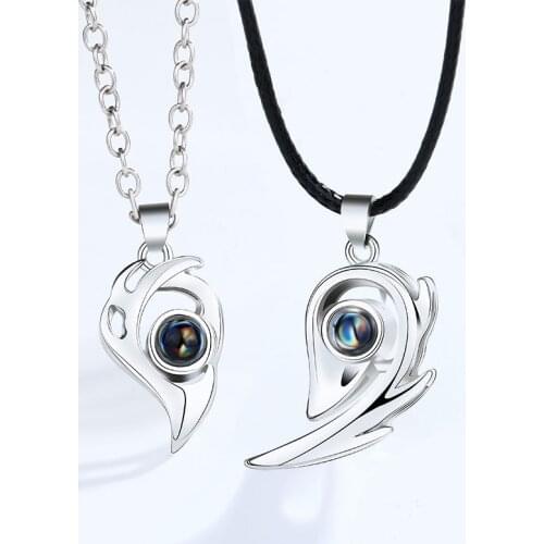 2pcs New Lovers Necklace Titanium Steel Heart Magnetic Attraction 100 Languages I love you Women Men Necklaces Couple Jewelry