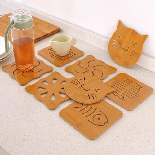 Creative Cute Hollow Out Wooden Coaster Kitchen Table Tableware Thick Mat Heat Resistant Placemat For Dining Table Pad