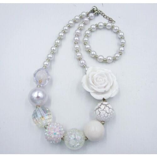 Fashion Design Baby Girls Chunky Beaded Necklace Cute White Flower Kids DIY Handmade Necklace Bracelet Jewelry Toy Set For Child