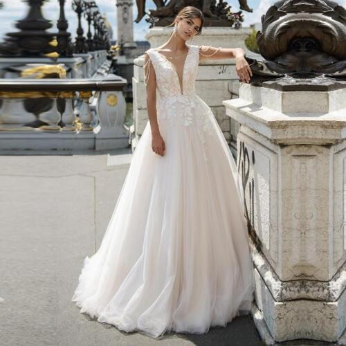 Light Champagne Tulle A-line Wedding Dress Lace Appliques Beaded Wedding Gowns Back Lace Up Vestido de Noiva Custom Made