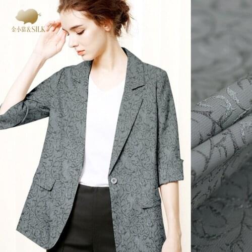 Fashion jacquard wool fabric autumn and winter ultra - fine jacquard fashion fabric high - end wool jacquard fabric wool cloth