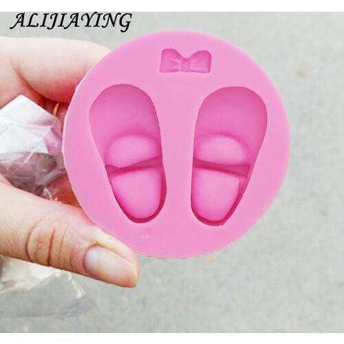 1Pcs 3D Silicone Cake Mold Fondant Soap Mold Baby Shoes Fondant Sugar Craft Cookies Cutter DIY Bow Cake Decoration Tools D0146