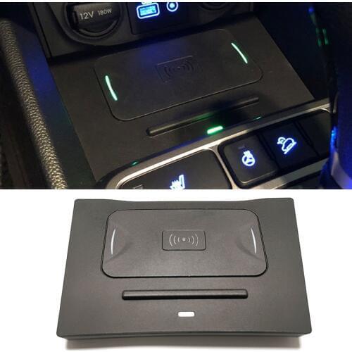 15W car QI wireless charger for Hyundai Creta Cantus IX25 2017 2018 2019 fast charging plate panel phone charger for iPhone 8 11