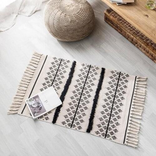 Black White Carpet Cotton Linen Geometric Rug Nordic Ethnic Style Bedroom Floor Mat Hand Woven Tassel Carpet