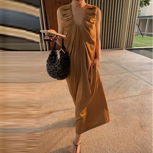 2021 summer dress retro sleeveless u-neck pleated design temperament sleeveless high waist A-line dress champagne gold