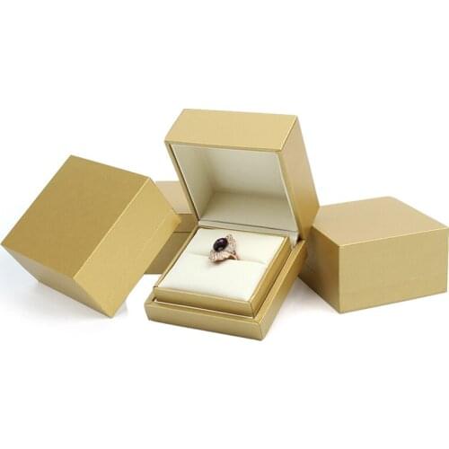 Mini Gold Jewelry Organizer Box for Romantic Wedding Engagement Ring Jewellery Gift Display Packaging Case