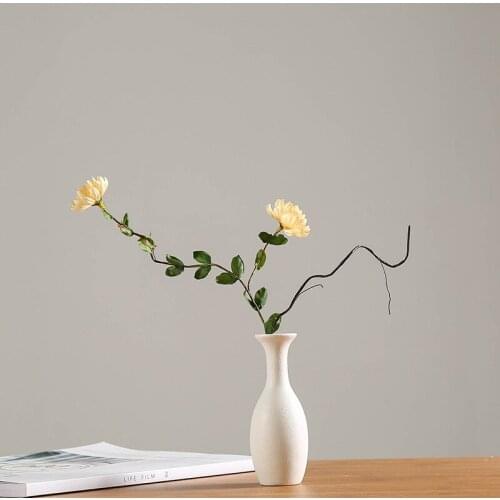Pottery and Porcelain Vases Modern White Ceramic Vase Chinese Style Simple Designed for Artificial Flowers Decorative Figurines