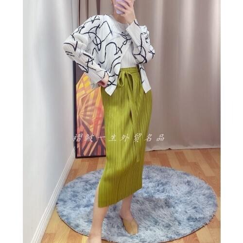 HOT SELLING Miyake fold turn-down collar long sleeve geometric print open stitch coat IN STOCK