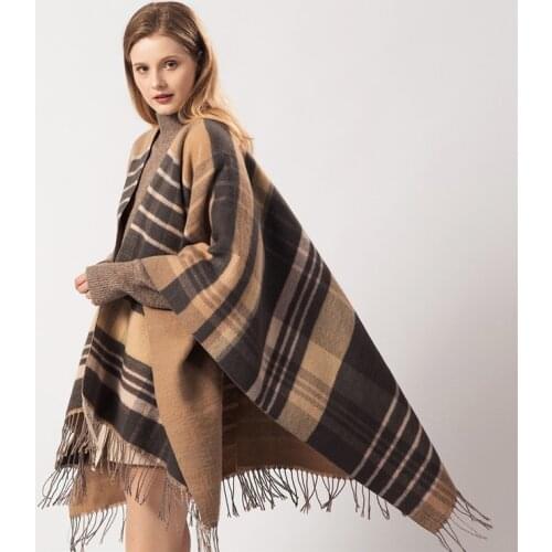 2019 New Design Autumn Winter Warm Striped Ponchos And Capes For Women Oversized Shawls Wraps Cashmere Pashmina Female Bufanda