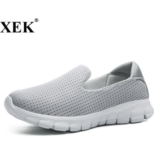 XEK 2018 New Breathable Walking Shoes Soft Bottom Women Sneakers Light Casual Shoes For Women Flat Shoes JH123