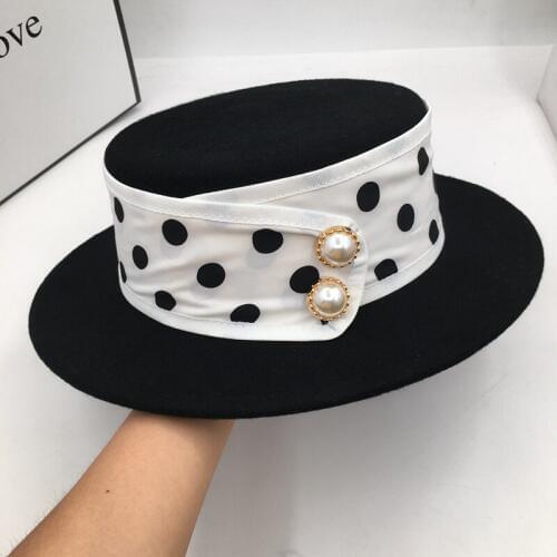 New winter wool Wind of vogue small sweet little hat French cap British black cap tide restoring ancient ways fedora