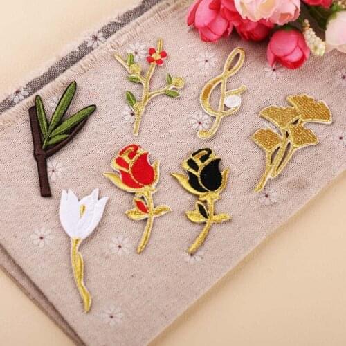 1pcs Flower Theme Ironing Embroidered Patches Sew for Applique Stickers Badge Accessories Decoration Clothing Handbag Patch