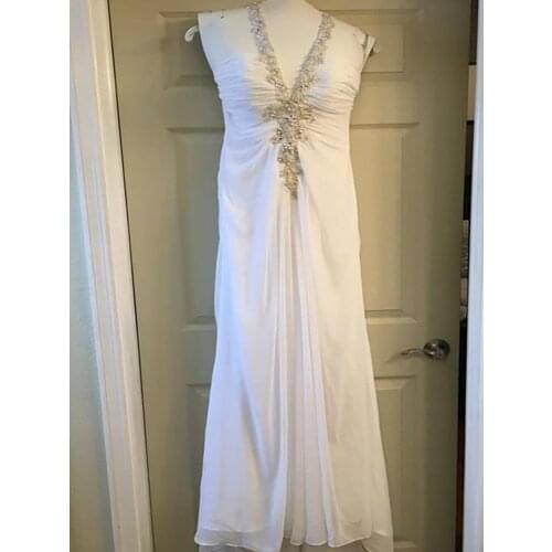 Real Made Halter Beaded Pleat Chiffon Sexy Neckline Low Back Beach Summer Bridal Gown Wedding Dresses