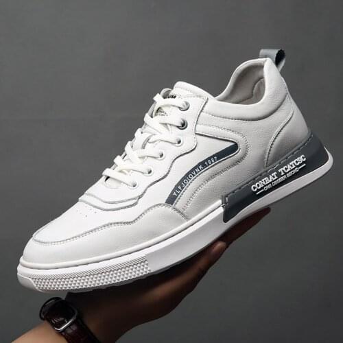 New white shoes mens leather casual shoes sports sneakers with jeans mens shoes