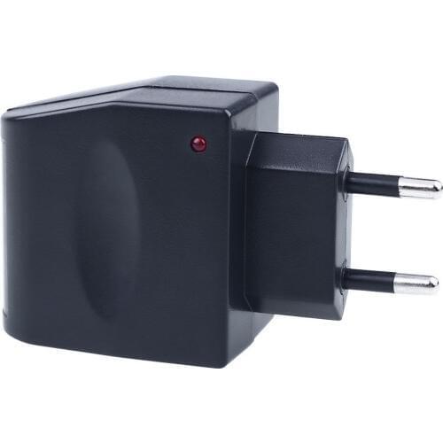 Domestic AC/DC Car Lighter Converter Socket Adapter 220V 12V