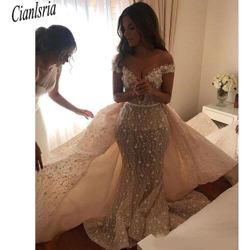 2021Saudi Arabia Full Lace Mermaid Wedding Dress With Detachable Train Sexy Off The Shoulder 3D Floral Bridal Gowns