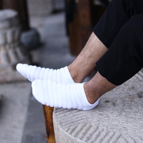 Mens wool coil thickened socks, fashion tide socks, pure cotton sweat absorbent socks, deodorant socks, autumn winter so