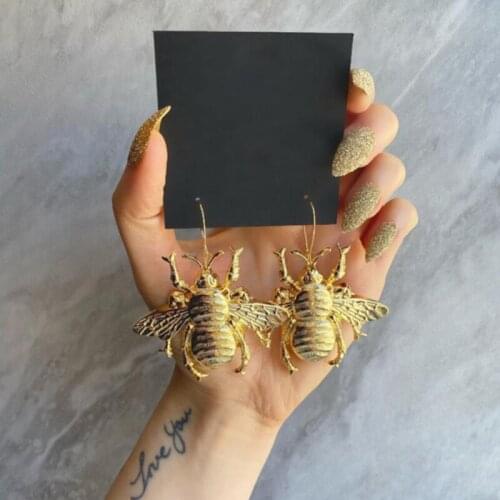 Big Bumblebee Earrings Retro Alloy Earrings Women Jewelry Queen Style for Women Girls jlrr