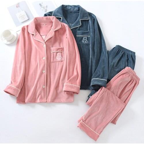 Simple Couple Pajamas Island Velvet Thickened Mens and Womens Autumn/Winter Coral Velvet Homewear Suits Ropa Mujer Invierno 2021