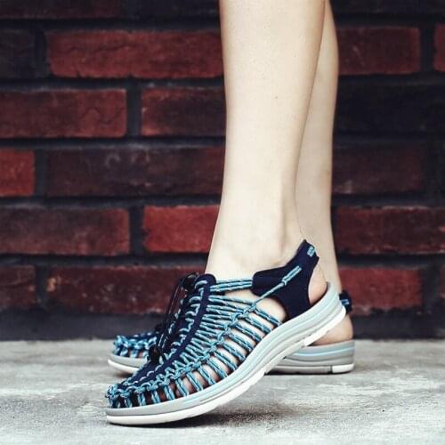 2020 summer new beach shoes outdoor womens casual shoes couple Rome Baotou tide weave flat sandals large size