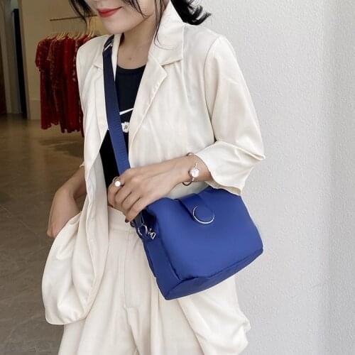 Unisex large capacity crossbody totes Literary and art simple shoulder bag Fashion lightweight one-shoulder mobile phone bags