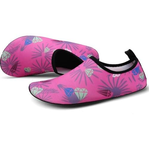 Men Women Pink Diamond Pattern Aqua Shoes Yoga Outdoor Sport Swimming Diving Surfing Upstream Beach Water Shoes for Lovers