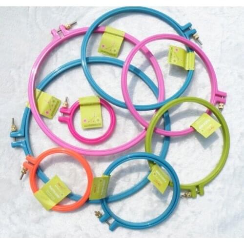 DREAMCREATE Plastic Embroidery Hoop