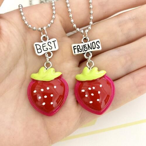 Simulation Red Strawberry Pendant bff Necklace Children Best Friends Boys Girls Adorable Fruit Friendship Jewelry Birthday Gift