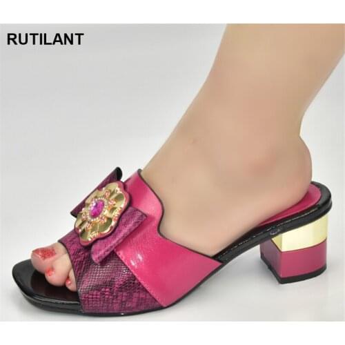 African Party Shoe Decorated with Rhinestone Elegant Fashion Casual Shoes Women Sandals Plus Size 2020 Summer Woman Slippers