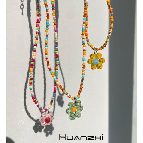 Summer Lovely Colorful Crystal Flower Pendant Necklace Resin Beaded Clavicle Choker for Women Girls HUANZHI 2021 New Jewelry