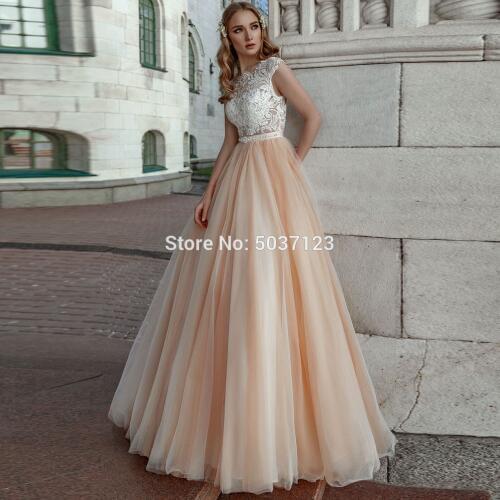 Champagne A Line Wedding Dresses 2019 Lace Appliques Sleeveless Scoop Bridal Wedding Gowns Button Illusion Vestido De Noiva